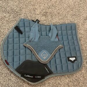 LeMieux ice blue Saddle Pad and Ear Bonnet
